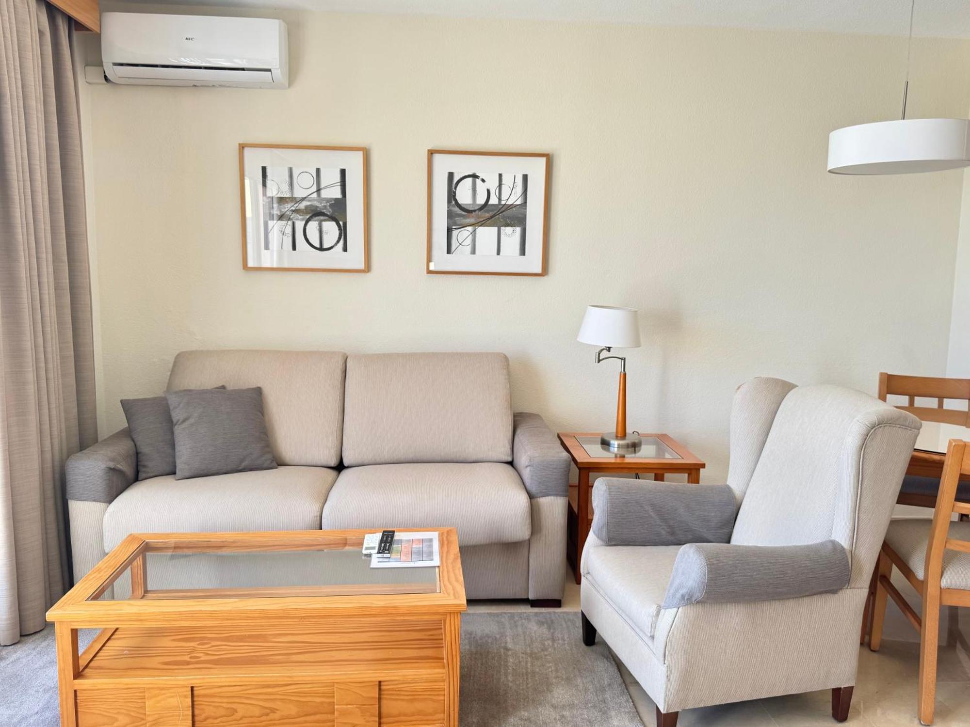 Macdonald Dona Lola Apartment *