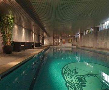 Macdonald Dona Lola Apartment